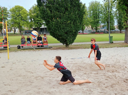 Siatkówka plażowa dla młodzieży - zapraszamy 22 czerwca