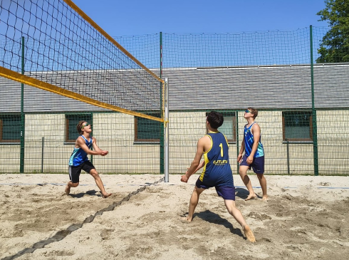 Piotr Zamojski i Adam Bydłowski wygrali turniej Plażówka dla Młodzieży. 5 lipca pierwszy turniej open