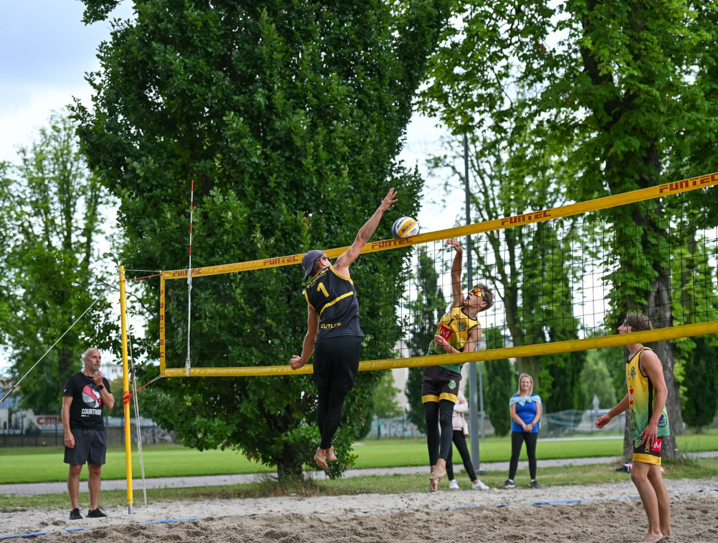 Zmiana warty w Brzeskiej Plażówce